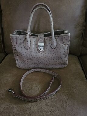 Vintage Dooney Bourke Brown Emboss Ostrich Leather Satchel/Crossbody Strap&Charm